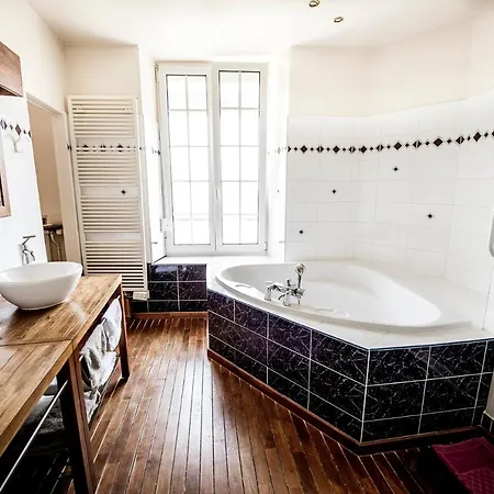 Le Relais De St Martin Bed & Breakfast *