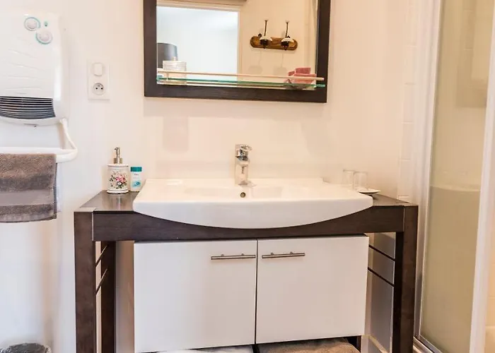 Le Relais De St Martin Bed & Breakfast